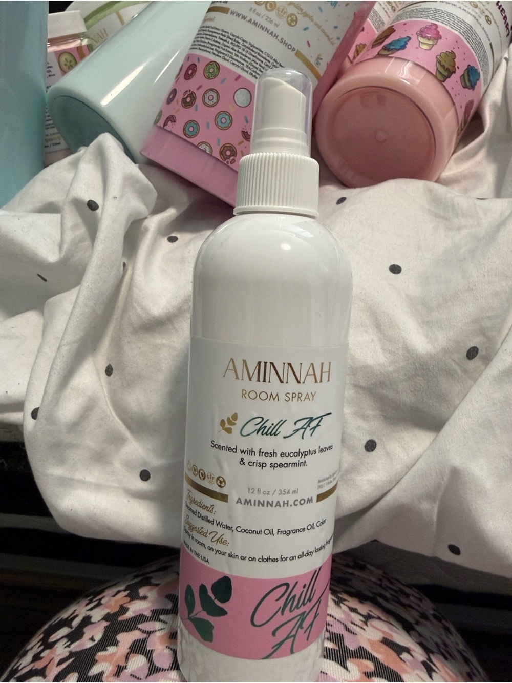 AMINNAH Chill AF Room Spray — White & Pink